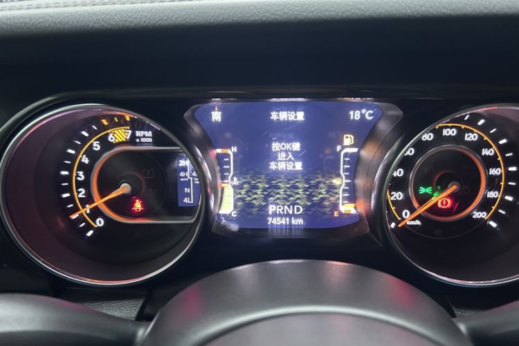 Used Jeep Wrangler 2022 2.0T High Altitude Four-Door Edition Odometer Close Up