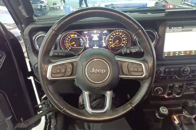 Used Jeep Wrangler 2022 2.0T High Altitude Four-Door Edition Steering Wheel