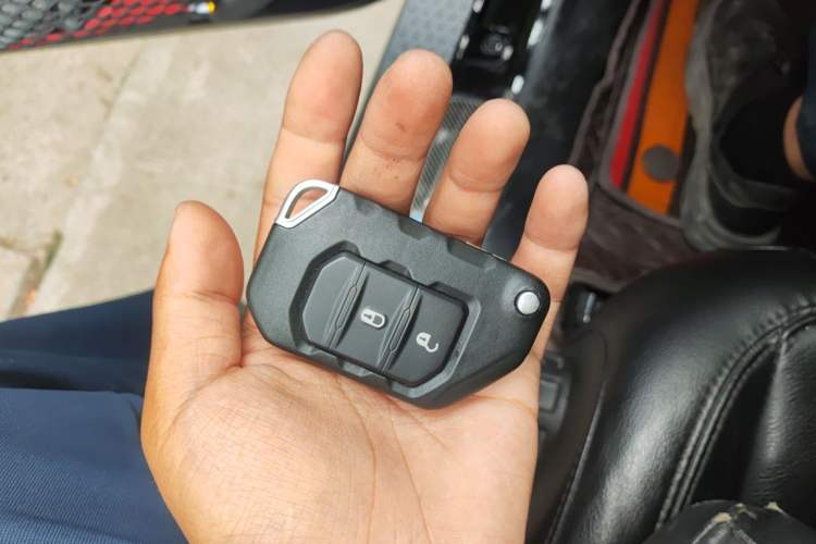 Used Jeep Wrangler 2022 2.0T High Altitude Four-Door Edition Vehicle Key
