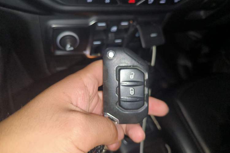 Used Jeep Wrangler 2022 2.0T High Altitude Four-Door Edition Vehicle Key