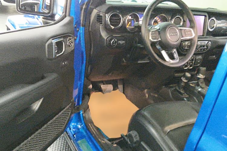 Used Jeep Wrangler 2022 2.0T High Altitude Four-Door Edition Driver Seat
