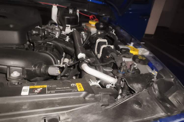 Used Jeep Wrangler 2022 2.0T High Altitude Four-Door Edition Engine Bay Left