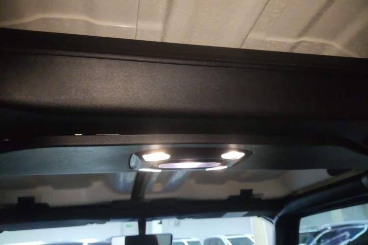 Used Jeep Wrangler 2022 2.0T High Altitude Four-Door Edition Headliner