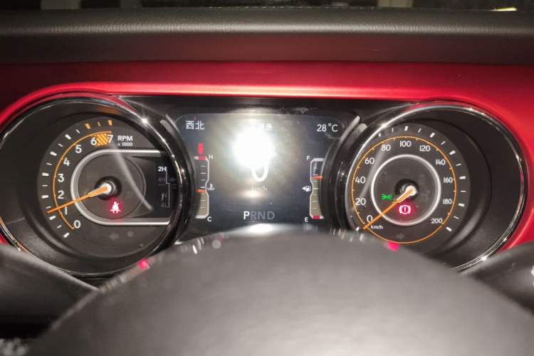 Used Jeep Wrangler 2022 2.0T High Altitude Four-Door Edition Instrument Cluster