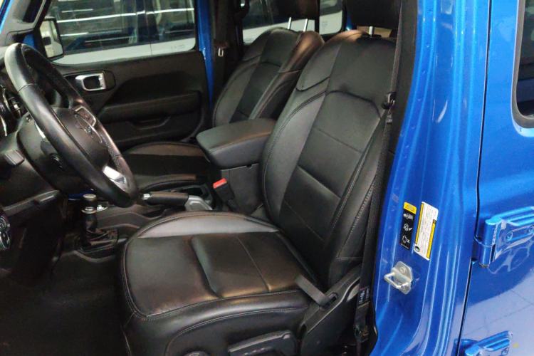 Used Jeep Wrangler 2022 2.0T High Altitude Four-Door Edition Left Front Seat