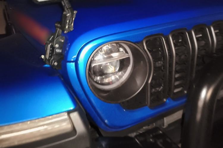 Used Jeep Wrangler 2022 2.0T High Altitude Four-Door Edition Right Front Headlight
