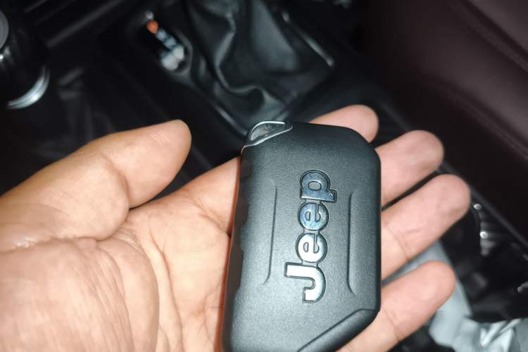 Used Jeep Wrangler 2022 2.0T High Altitude Four-Door Edition Vehicle Key
