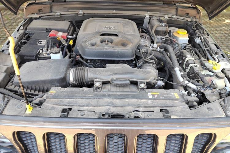 Used Jeep Wrangler  Engine Bay