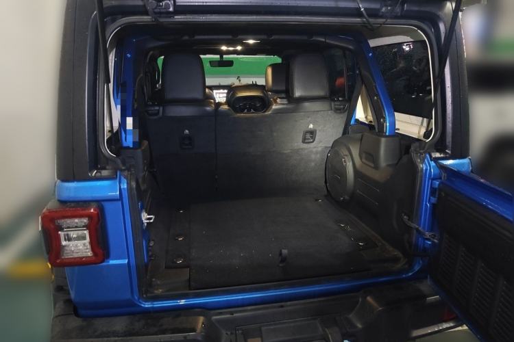 Used Jeep Wrangler  Trunk