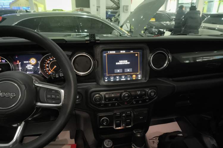 Used Jeep Wrangler 2022 2.0T High Altitude Four-Door Edition Audio And AC Panel