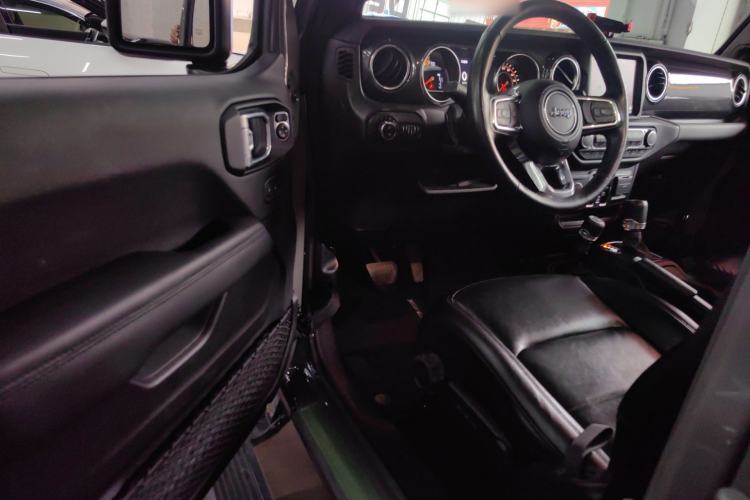 Used Jeep Wrangler 2022 2.0T High Altitude Four-Door Edition Driver Seat