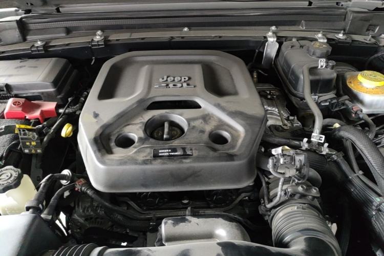 Used Jeep Wrangler 2022 2.0T High Altitude Four-Door Edition Engine Bay
