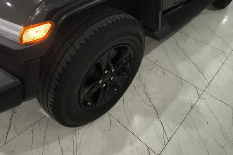 Used Jeep Wrangler 2022 2.0T High Altitude Four-Door Edition Exterior 4