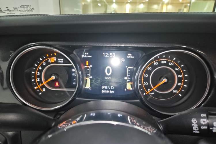 Used Jeep Wrangler 2022 2.0T High Altitude Four-Door Edition Instrument Cluster