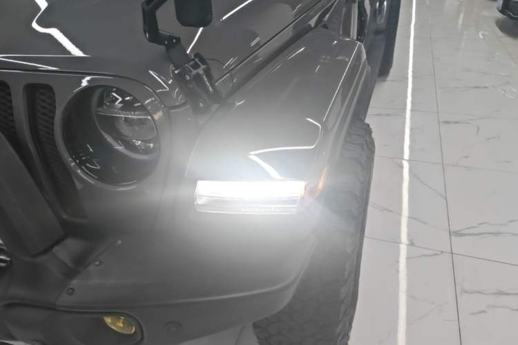 Used Jeep Wrangler 2022 2.0T High Altitude Four-Door Edition Left Front Headlight