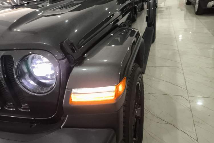 Used Jeep Wrangler 2022 2.0T High Altitude Four-Door Edition Left Front Headlight