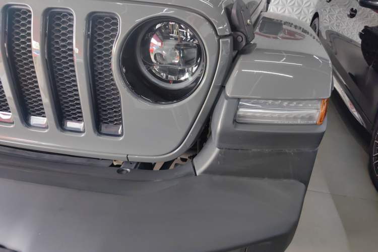 Used Jeep Wrangler 2022 2.0T High Altitude Four-Door Edition Left Front Headlight