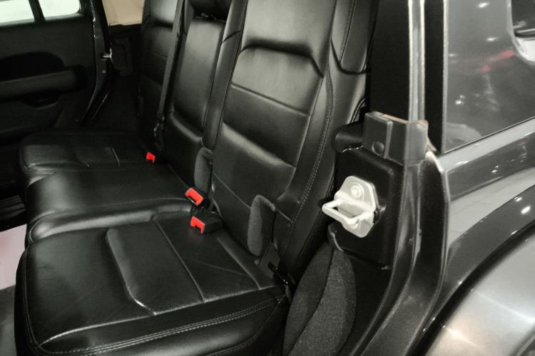 Used Jeep Wrangler 2022 2.0T High Altitude Four-Door Edition Left Rear Seat