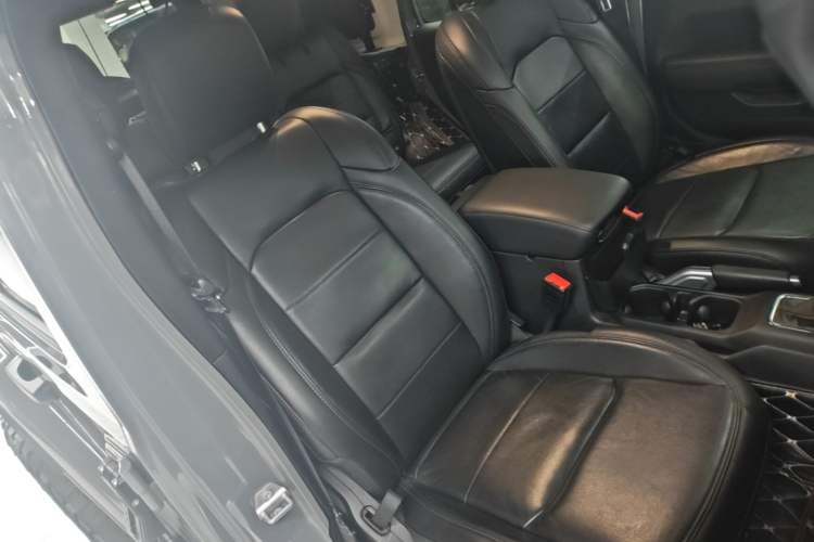 Used Jeep Wrangler 2022 2.0T High Altitude Four-Door Edition Right Front Seat