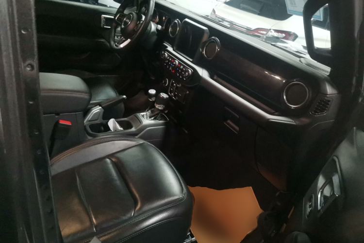 Used Jeep Wrangler 2022 2.0T High Altitude Four-Door Edition Right Front Seat