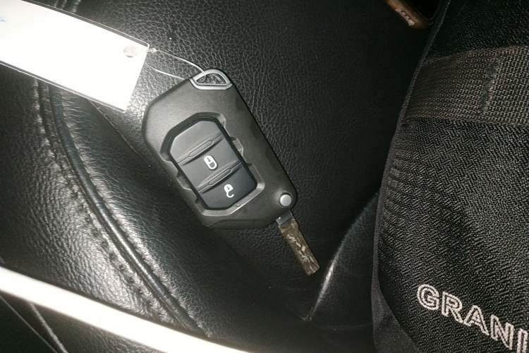 Used Jeep Wrangler 2022 2.0T High Altitude Four-Door Edition Vehicle Key
