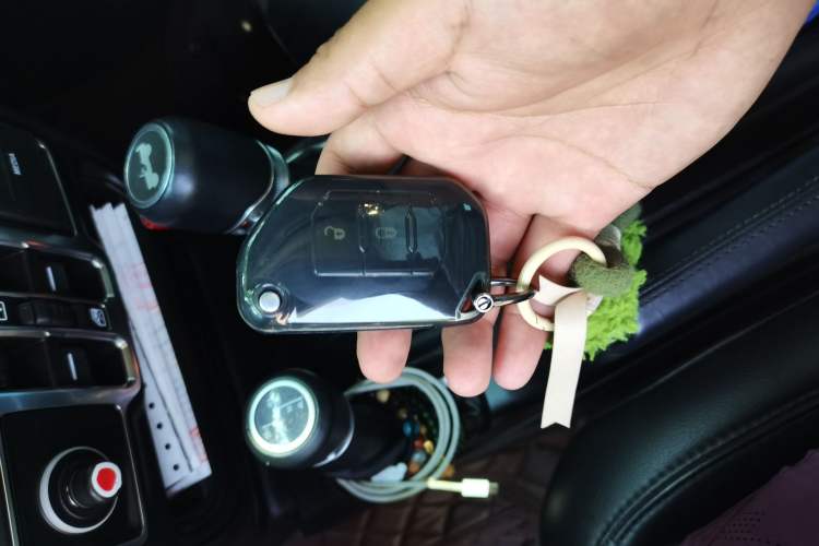 Used Jeep Wrangler 2022 2.0T High Altitude Four-Door Edition Vehicle Key