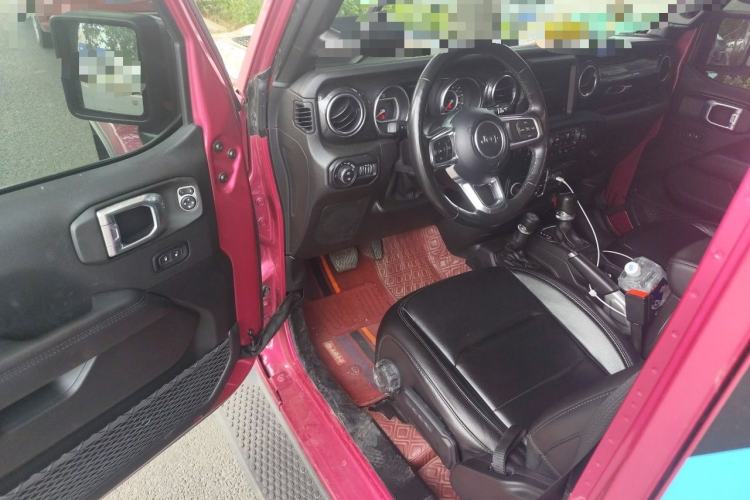 Used Jeep Wrangler 2022 2.0T High Altitude Bahamas Sand Pink Special Edition Driver Seat