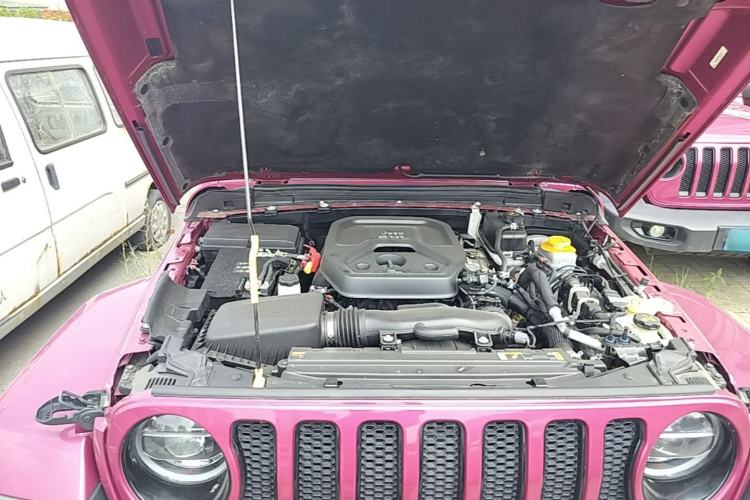 Used Jeep Wrangler 2022 2.0T High Altitude Bahamas Sand Pink Special Edition Engine Bay