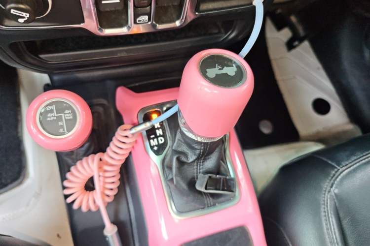 Used Jeep Wrangler 2022 2.0T High Altitude Bahamas Sand Pink Special Edition Gear Lever
