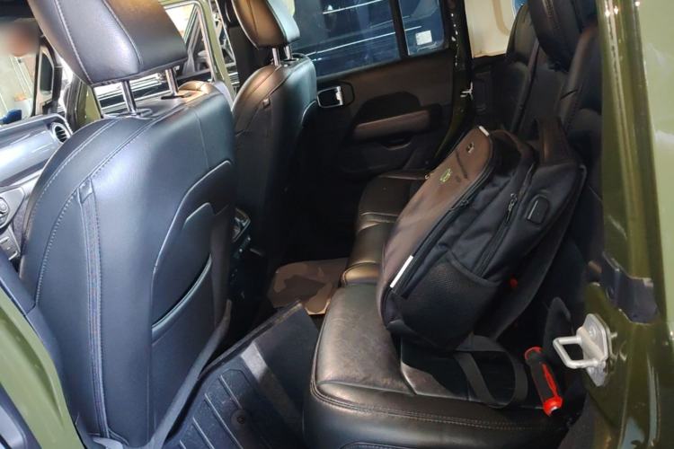 Used Jeep Wrangler 2022 2.0T Highland Jungle Green Limited Edition Left Rear Seat