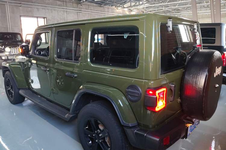 Used Jeep Wrangler 2022 2.0T Highland Jungle Green Limited Edition Rear Left 45 Deg