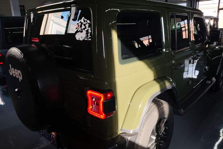 Used Jeep Wrangler 2022 2.0T Highland Jungle Green Limited Edition Rear Right 45 Deg