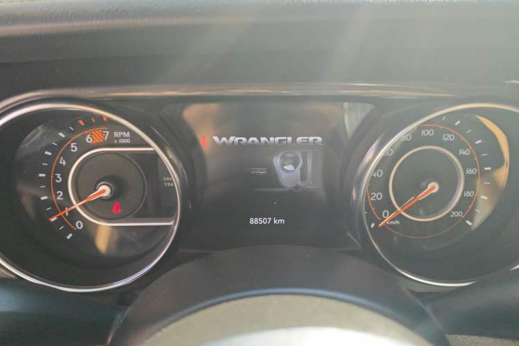 Used Jeep Wrangler 2022 2.0T High Altitude Bahamas Sand Pink Special Edition Instrument Cluster
