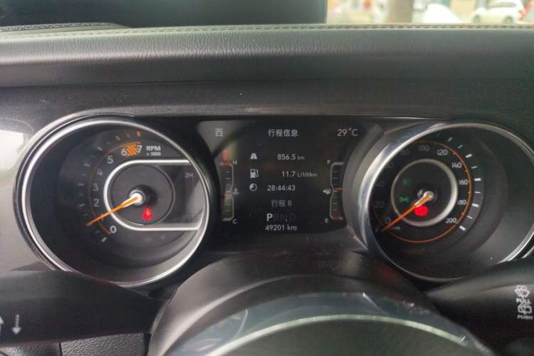 Used Jeep Wrangler 2022 2.0T High Altitude Bahamas Sand Pink Special Edition Instrument Cluster