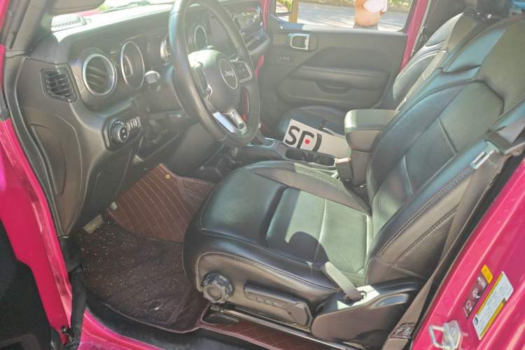 Used Jeep Wrangler 2022 2.0T High Altitude Bahamas Sand Pink Special Edition Left Front Seat