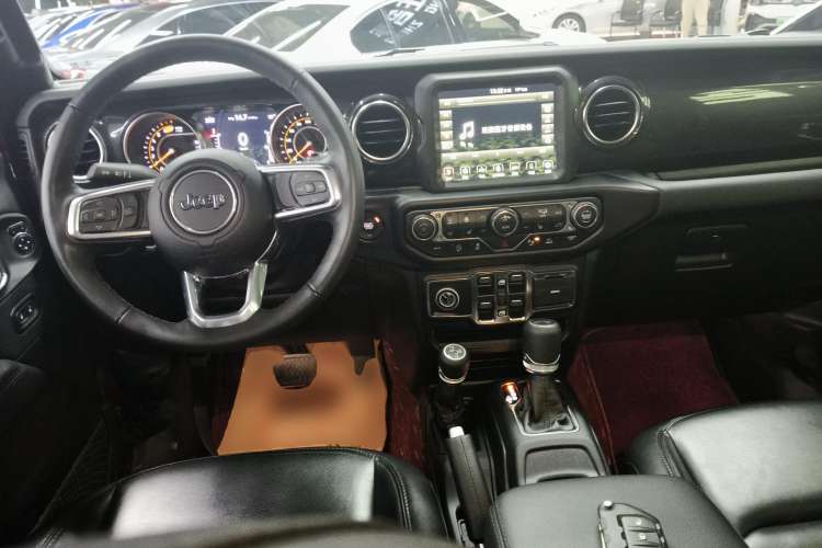 Used Jeep Wrangler 2022 2.0T High Altitude Four-Door Edition Center Console
