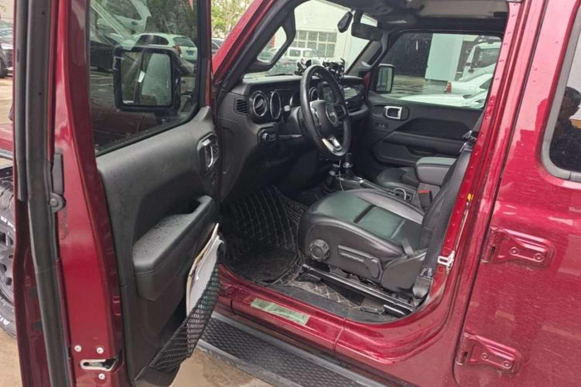 Used Jeep Wrangler 2022 2.0T High Altitude Four-Door Edition Driver Seat