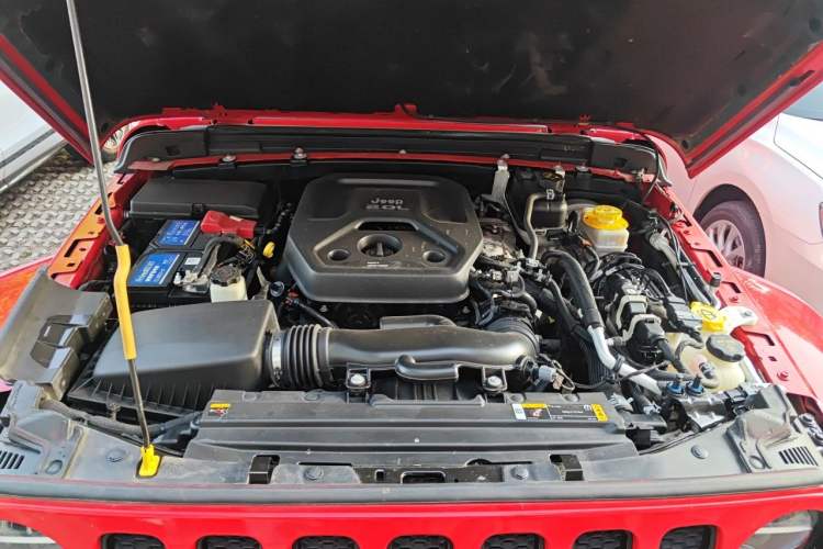 Used Jeep Wrangler 2022 2.0T High Altitude Four-Door Edition Engine Bay