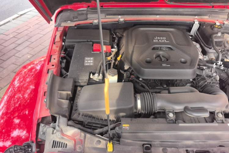 Used Jeep Wrangler 2022 2.0T High Altitude Four-Door Edition Engine Bay Right