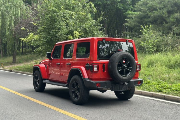 Used Jeep Wrangler 2022 2.0T High Altitude Four-Door Edition Exterior 2