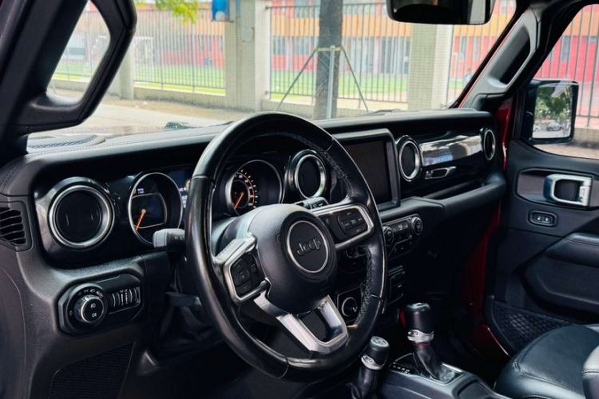 Used Jeep Wrangler 2022 2.0T High Altitude Four-Door Edition Interior 3