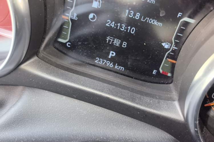 Used Jeep Wrangler 2022 2.0T High Altitude Four-Door Edition Odometer Close Up