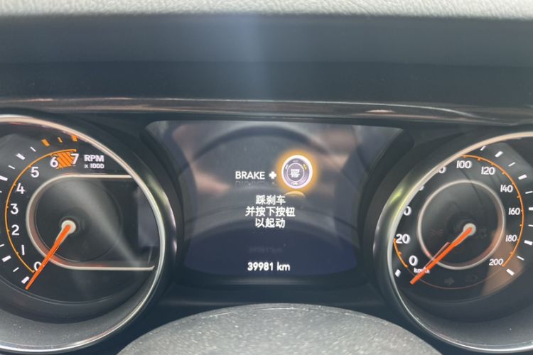 Used Jeep Wrangler 2022 2.0T High Altitude Four-Door Edition Odometer Close Up
