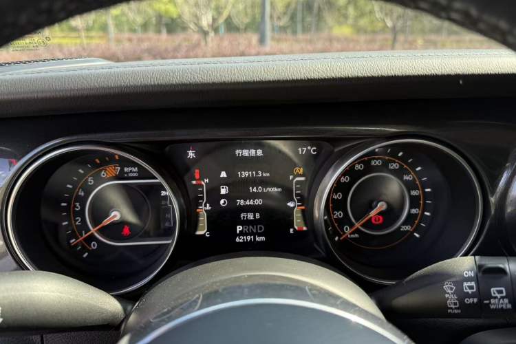Used Jeep Wrangler 2022 2.0T High Altitude Four-Door Edition Odometer Close Up
