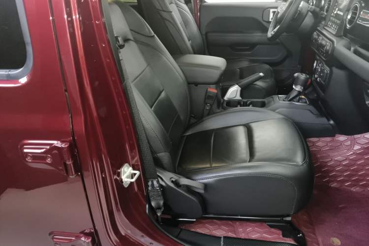 Used Jeep Wrangler 2022 2.0T High Altitude Four-Door Edition Right Front Seat