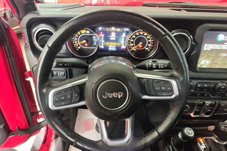 Used Jeep Wrangler 2022 2.0T High Altitude Four-Door Edition Steering Wheel