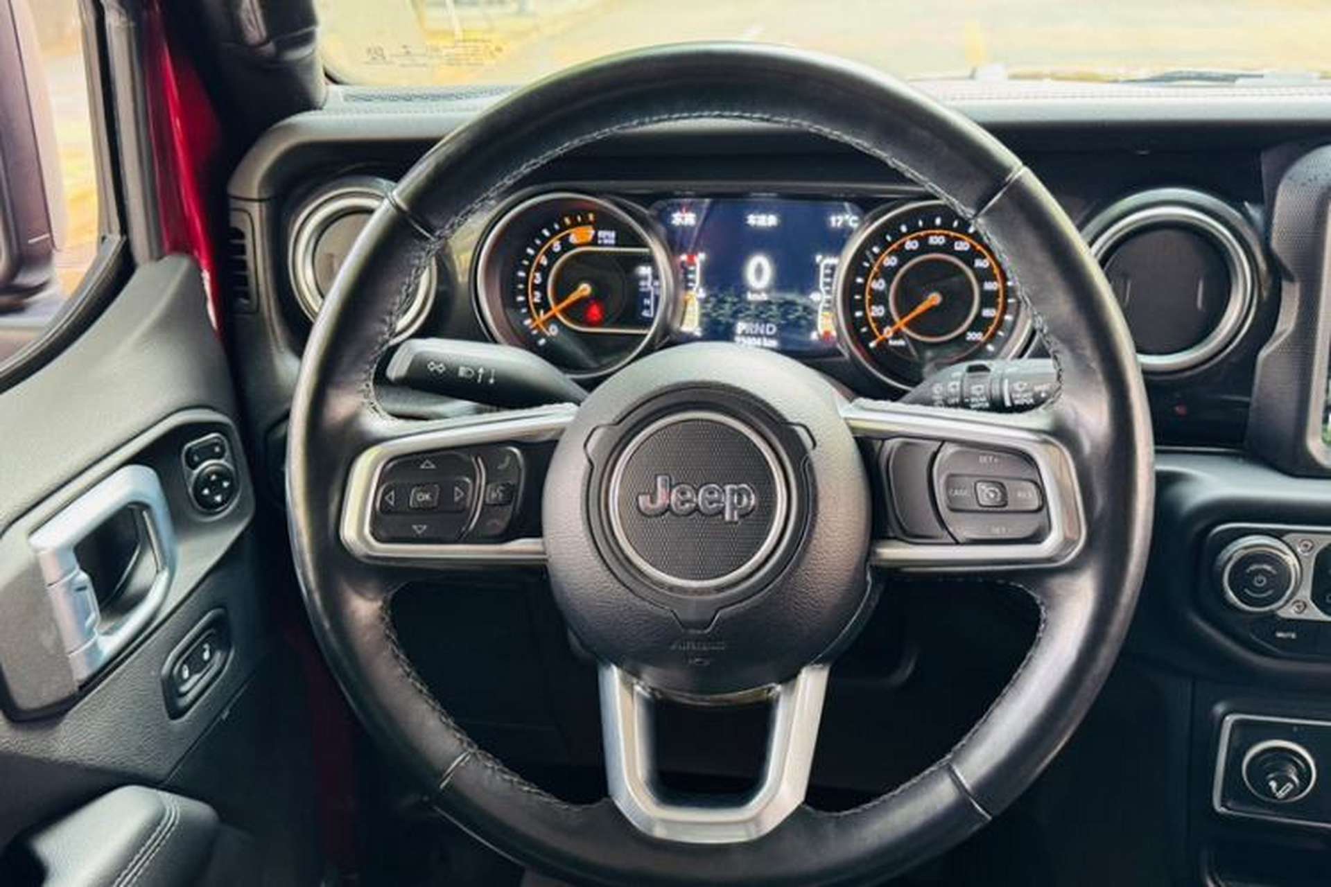 Used Jeep Wrangler 2022 2.0T High Altitude Four-Door Edition Steering Wheel