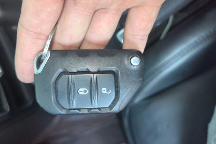 Used Jeep Wrangler 2022 2.0T High Altitude Four-Door Edition Vehicle Key