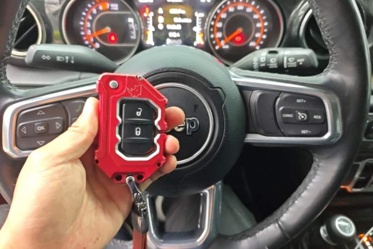 Used Jeep Wrangler 2022 2.0T High Altitude Four-Door Edition Vehicle Key