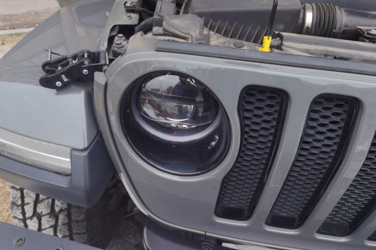 Used Jeep Wrangler 2022 2.0T High Altitude Four-Door Edition Right Front Headlight
